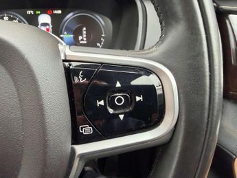 VOLVO XC90 2.0 XC90 Inscription Pro T8 PHEV AWD Auto 4WD 5dr