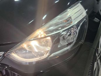 RENAULT CLIO 1.5 Clio Dynamique S Nav dCi Auto 5dr
