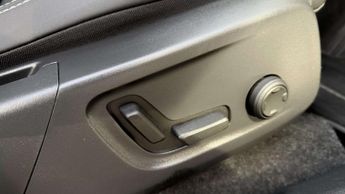 VOLVO C40 C40 Ultimate Recharge Twin EV AWD 4WD 5dr