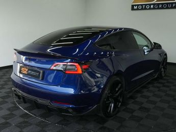 Tesla Model 3 Model 3 Long Range AWD 4WD 4dr