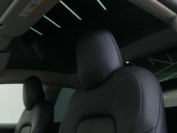 Tesla Model 3 Model 3 Long Range AWD 4WD 4dr