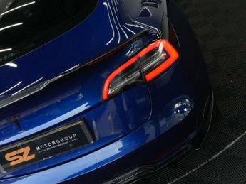 Tesla Model 3 Model 3 Long Range AWD 4WD 4dr