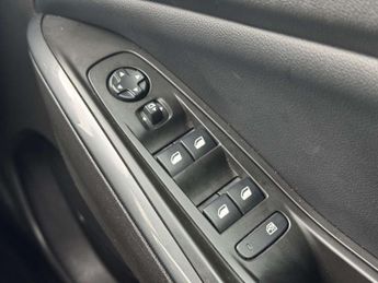 Vauxhall GRANDLAND X 1.2 Grandland X Sport Nav T S/S Auto 5dr