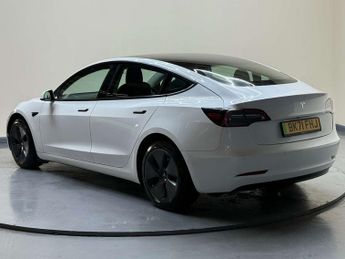 TESLA MODEL 3 Model 3 Standard-Range + 4dr