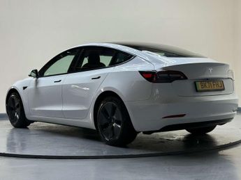 TESLA MODEL 3 Model 3 Standard-Range + 4dr