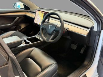 TESLA MODEL 3 Model 3 Standard-Range + 4dr
