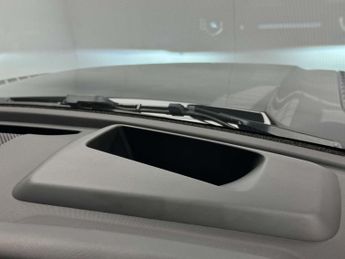 Land Rover DEFENDER 5.0 Defender V8 Auto 4WD 5dr