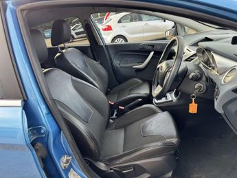 FORD FIESTA 1.4 Fiesta Titanium Auto 5dr