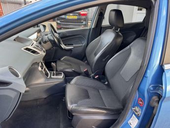 FORD FIESTA 1.4 Fiesta Titanium Auto 5dr