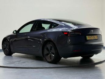 TESLA MODEL 3 Model 3 Standard Range + 4dr