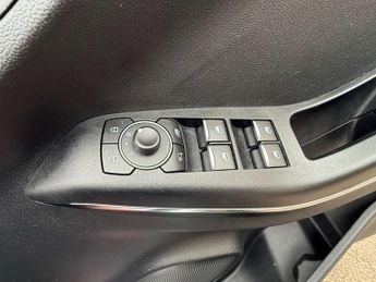 Ford PUMA 1.0 Puma Titanium Design MHEV Auto 5dr