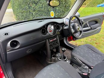 MINI HATCH 1.6 One 3dr