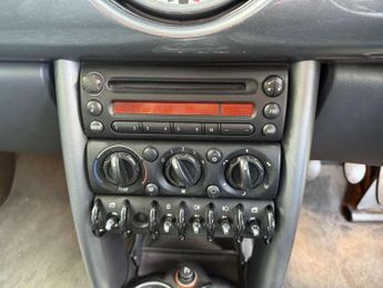 MINI HATCH 1.6 One 3dr