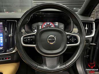 Volvo V90 Cross Country 2.0 D4 Pro Estate 5dr Diesel Auto AWD Euro 6 (s/s)