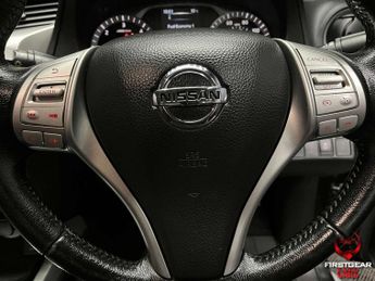 Nissan NAVARA 2.3 dCi Tekna Pickup Double Cab 4dr Diesel Auto 4WD Euro 6 (190 