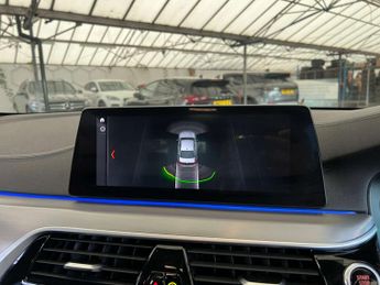 BMW 5 SERIES 2.0 520d M Sport Auto 4dr