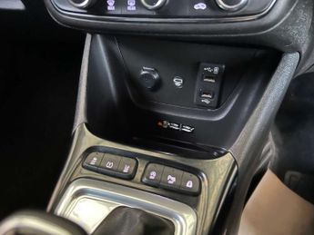 VAUXHALL CROSSLAND 1.2 Crossland Elite Nav T Auto 5dr