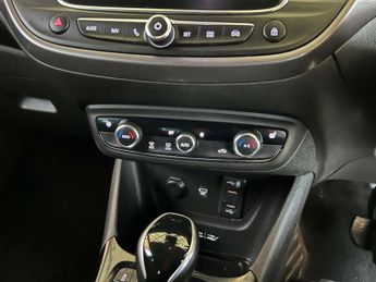 VAUXHALL CROSSLAND 1.2 Crossland Elite Nav T Auto 5dr