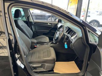 VOLKSWAGEN GOLF 1.6 Golf GT TDI BlueMotion Technology Semi-Auto 5dr