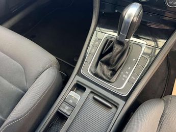 VOLKSWAGEN GOLF 1.6 Golf GT TDI BlueMotion Technology Semi-Auto 5dr