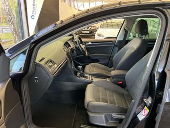 VOLKSWAGEN GOLF 1.6 Golf GT TDI BlueMotion Technology Semi-Auto 5dr