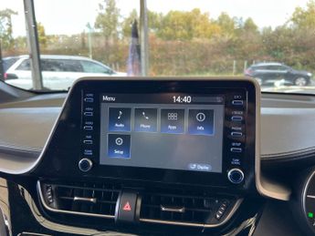 TOYOTA C-HR 1.8 C-HR Icon HEV CVT 5dr