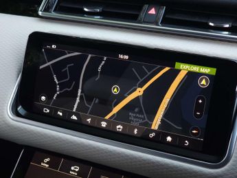 LAND ROVER RANGE ROVER VELAR 3.0 Range Rover Velar R-Dynamic SE D300 Auto 4WD 5dr