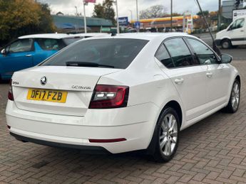 SKODA OCTAVIA 2.0 Octavia SE L TDI Semi-Auto 5dr
