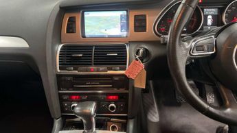 AUDI Q7 3.0 TDI V6 S line SUV 5dr Diesel Tiptronic quattro Euro 5 (s/s) 