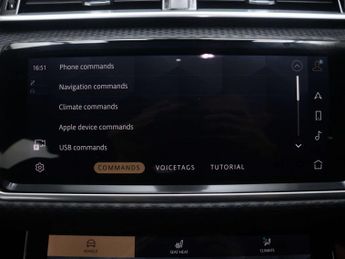 LAND ROVER RANGE ROVER VELAR 2.0 Range Rover Velar SE PHEV Auto 4WD 5dr