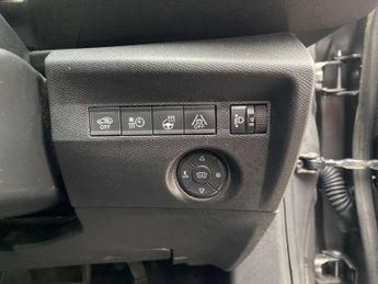 CITROEN C4 e-C4 Shine 5dr