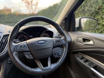 Ford KUGA 1.5 Kuga Vignale 4x4 Auto 4WD 5dr