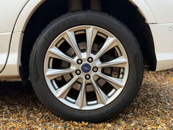 Ford KUGA 1.5 Kuga Vignale 4x4 Auto 4WD 5dr