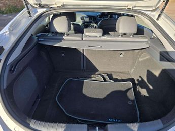 Hyundai IONIQ 1.6 h-GDi Premium SE DCT Euro 6 (s/s) 5dr