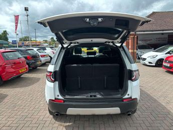 LAND ROVER DISCOVERY SPORT 2.0 Discovery Sport Luxury HSE TD4 Auto 4WD 5dr