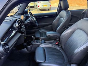 MINI HATCH Cooper S Electric Level 3 3dr