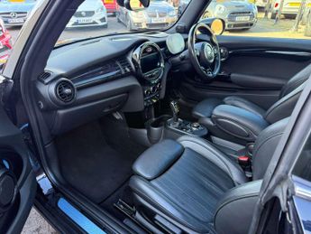 MINI HATCH Cooper S Electric Level 3 3dr