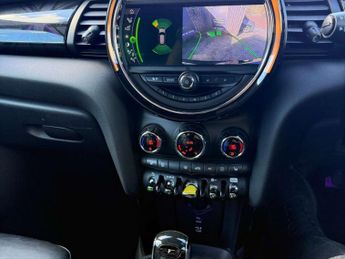 MINI HATCH Cooper S Electric Level 3 3dr