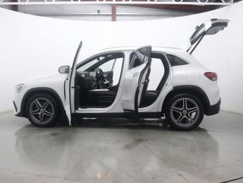 MERCEDES-BENZ GLA 1.3 GLA 180 AMG Line Premium+ Auto 5dr