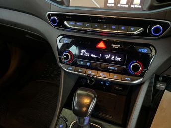 HYUNDAI IONIQ 1.6 IONIQ Premium FHEV Semi-Auto 5dr