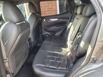 NISSAN QASHQAI 1.5 Qashqai Tekna+ dCi Semi-Auto 5dr
