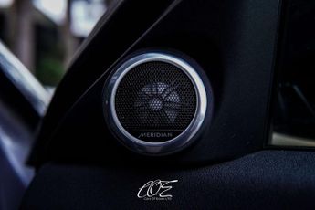 Land Rover Range Rover Evoque 2.0 Range Rover Evoque R-Dynamic HSE D Auto 4WD 5dr