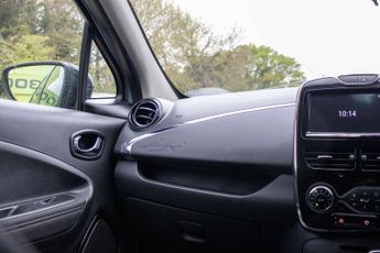 RENAULT ZOE Zoe i Dynamique Nav Quick Charge ZE40 Auto 5dr
