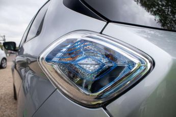 RENAULT ZOE Zoe i Dynamique Nav Quick Charge ZE40 Auto 5dr