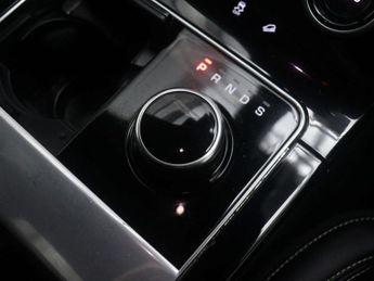 LAND ROVER RANGE ROVER VELAR 2.0 Range Rover Velar R-Dynamic SE P300 Auto 4WD 5dr