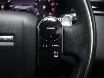 LAND ROVER RANGE ROVER VELAR 2.0 Range Rover Velar R-Dynamic SE P300 Auto 4WD 5dr