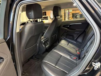 LAND ROVER RANGE ROVER EVOQUE 1.5 Range Rover Evoque SE P300e Auto 4WD 5dr