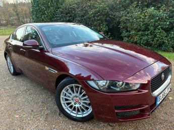 Jaguar XE 2.0 XE Prestige D 4dr