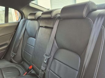 JAGUAR XE 2.0 XE R-Sport D Automatic 4dr - NATIONAL DELIVERY*