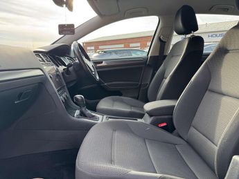 VOLKSWAGEN GOLF e-Golf 5dr - NATIONAL DELIVERY*